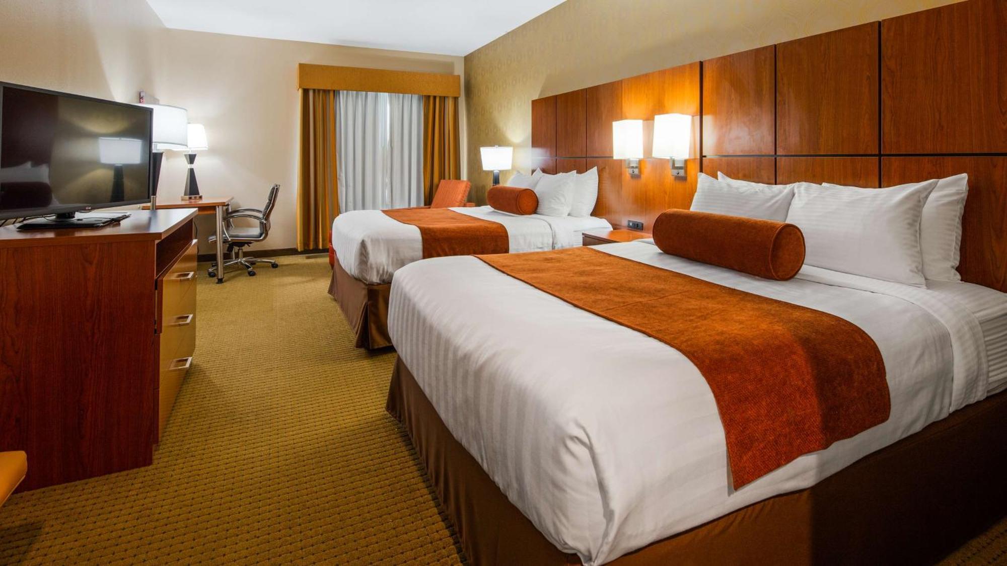 Best Western Plus Finger Lakes Inn&Suites Cortland Exterior foto