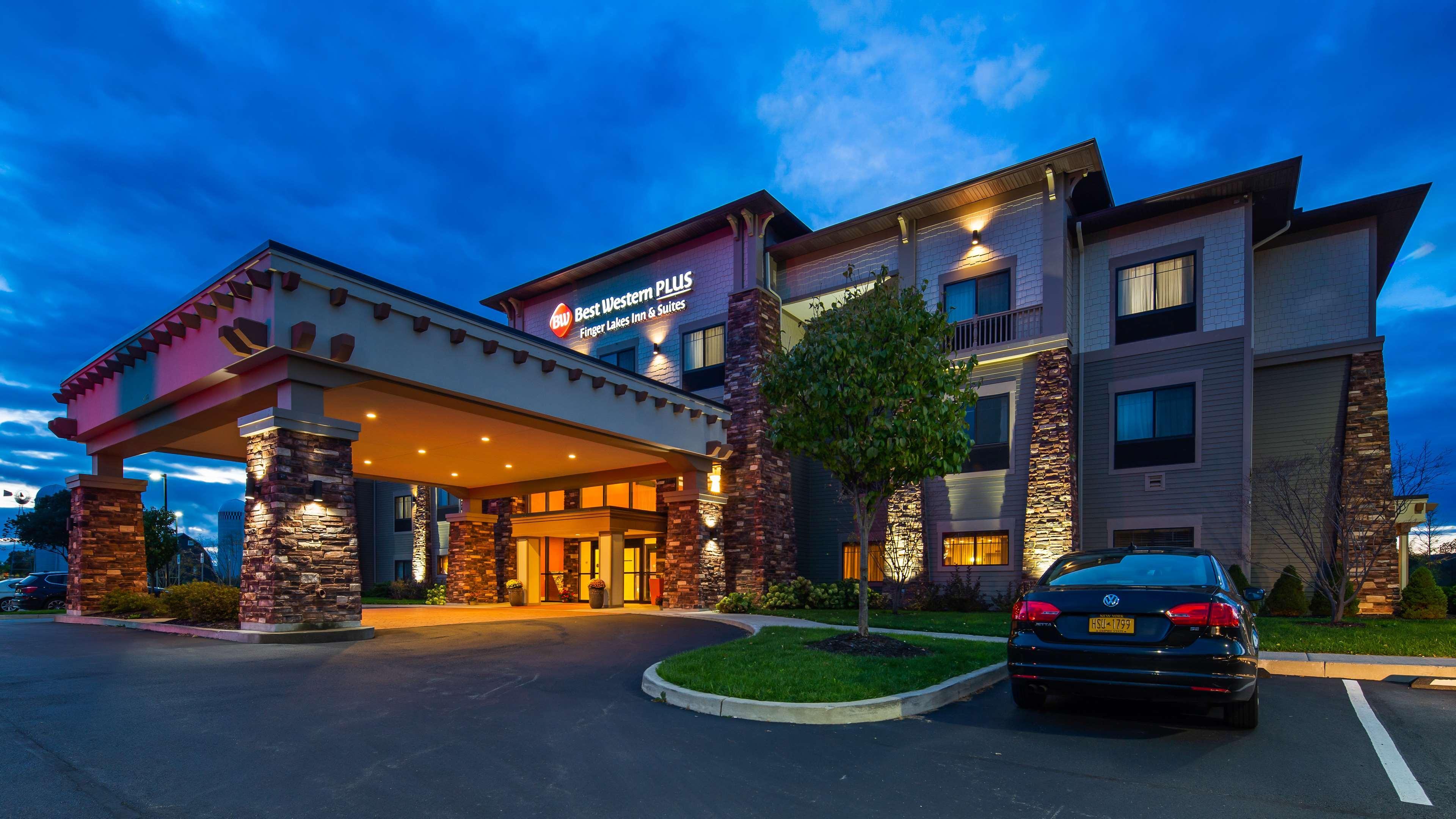 Best Western Plus Finger Lakes Inn&Suites Cortland Exterior foto