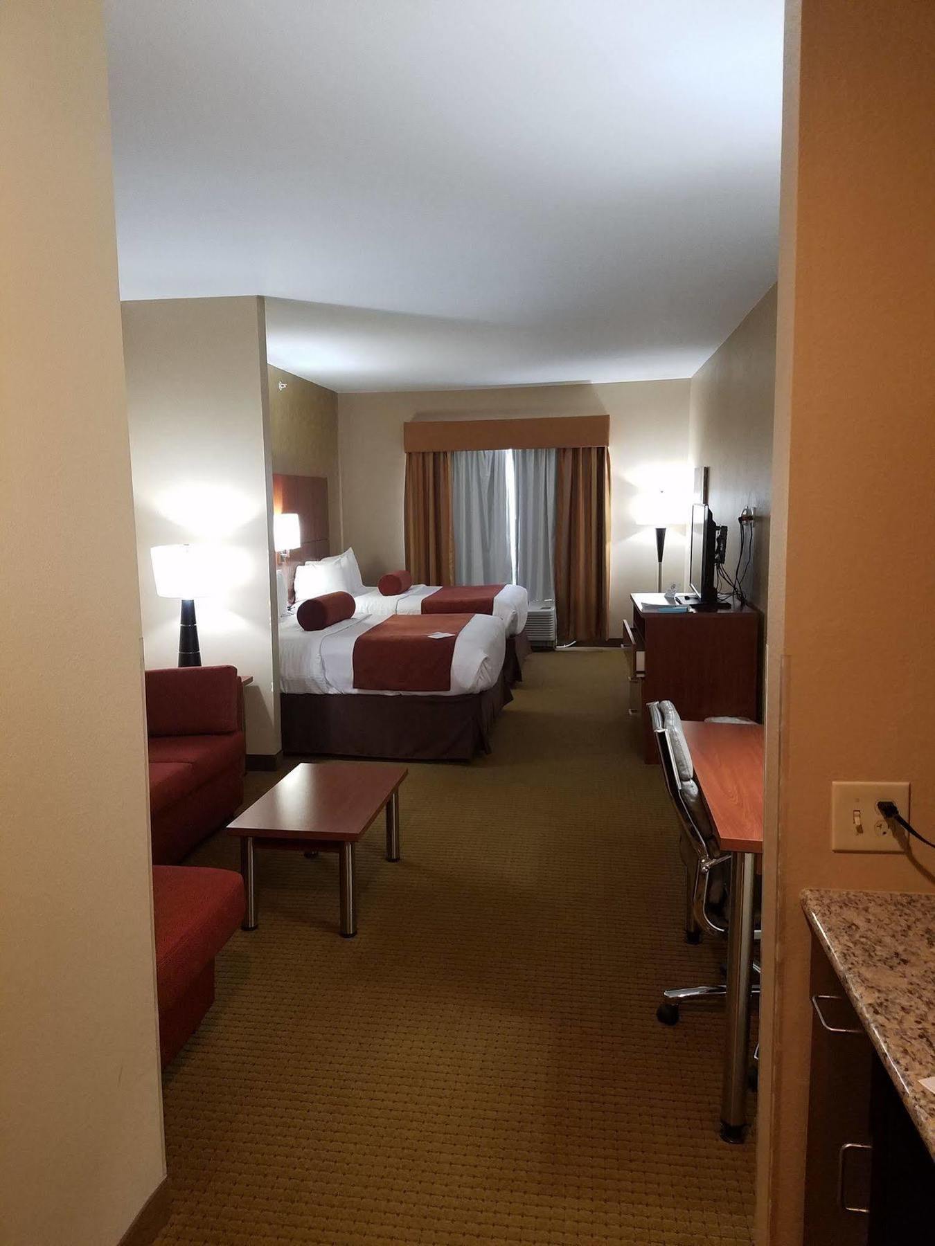 Best Western Plus Finger Lakes Inn&Suites Cortland Exterior foto